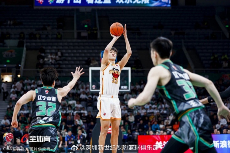 20分4板2助!王浩然:老大哥们不在的情况下 我要承担更多责任