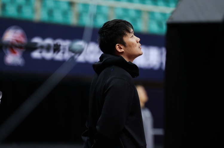 媒体人:丁彦雨航不再参加体测 拿不到合同的工资 基本告别CBA